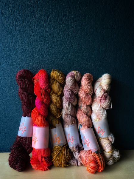 PRE-ORDER "A la Lise" shawl- KITS - Titan: 100% Superwash BFL High Twist - Fingering