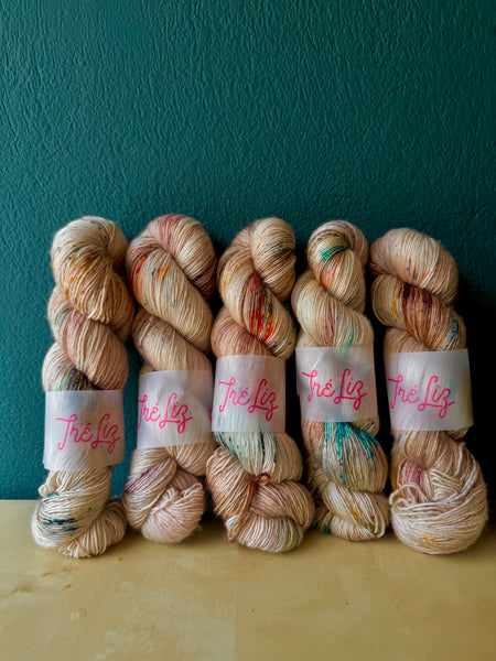 A Reality To Experience - Zeus: 100% Superwash Merino Single - Fingering