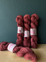 Bluebeard - Gaia: 85% Superwash Merino 15% Donegal Nep - DK