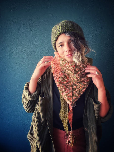 Pre-order “Nivalis” scarf by Teti Lutsak