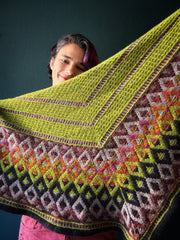Pre-order the “Artus” shawl by Natasja Hornby